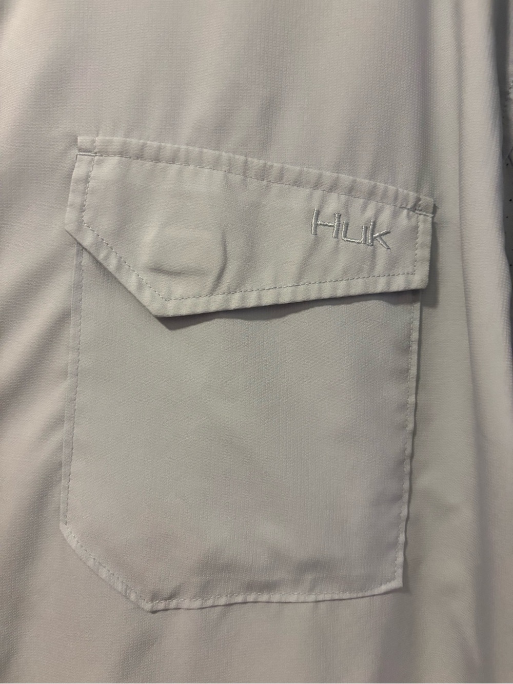 Huk Men's Light Grey Button-Down Performance Shirt - Picture 4 of 5